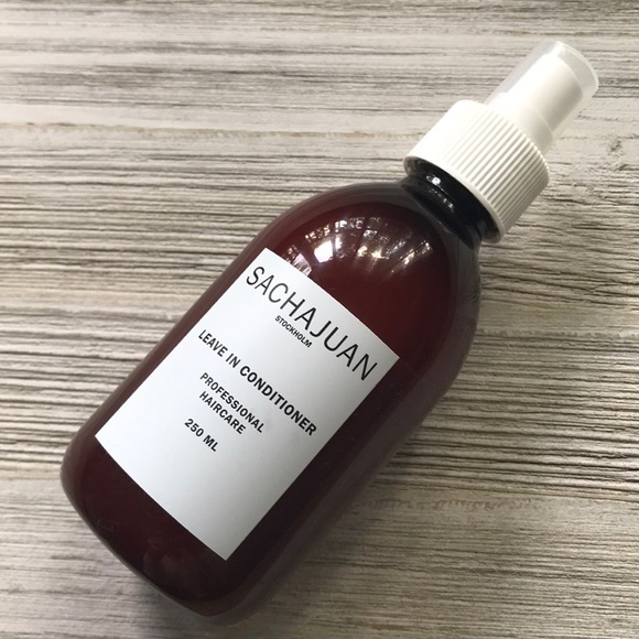 10 Best Leave In Conditioners For Straight Hair Society19